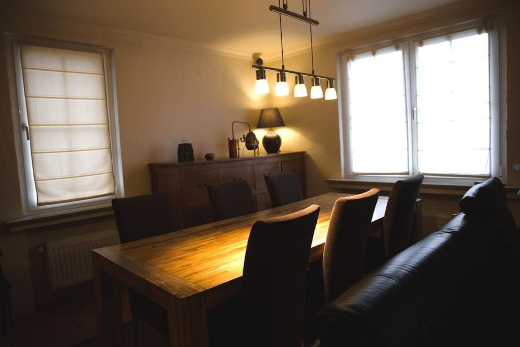 Cozy 3 Bedroom House With 11 Kw Electric Car Charger 에스페랑주 외부 사진